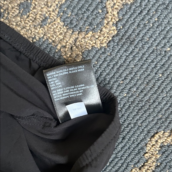 Uniqlo Women's Black Pencil Skirt - Picture 4 of 12